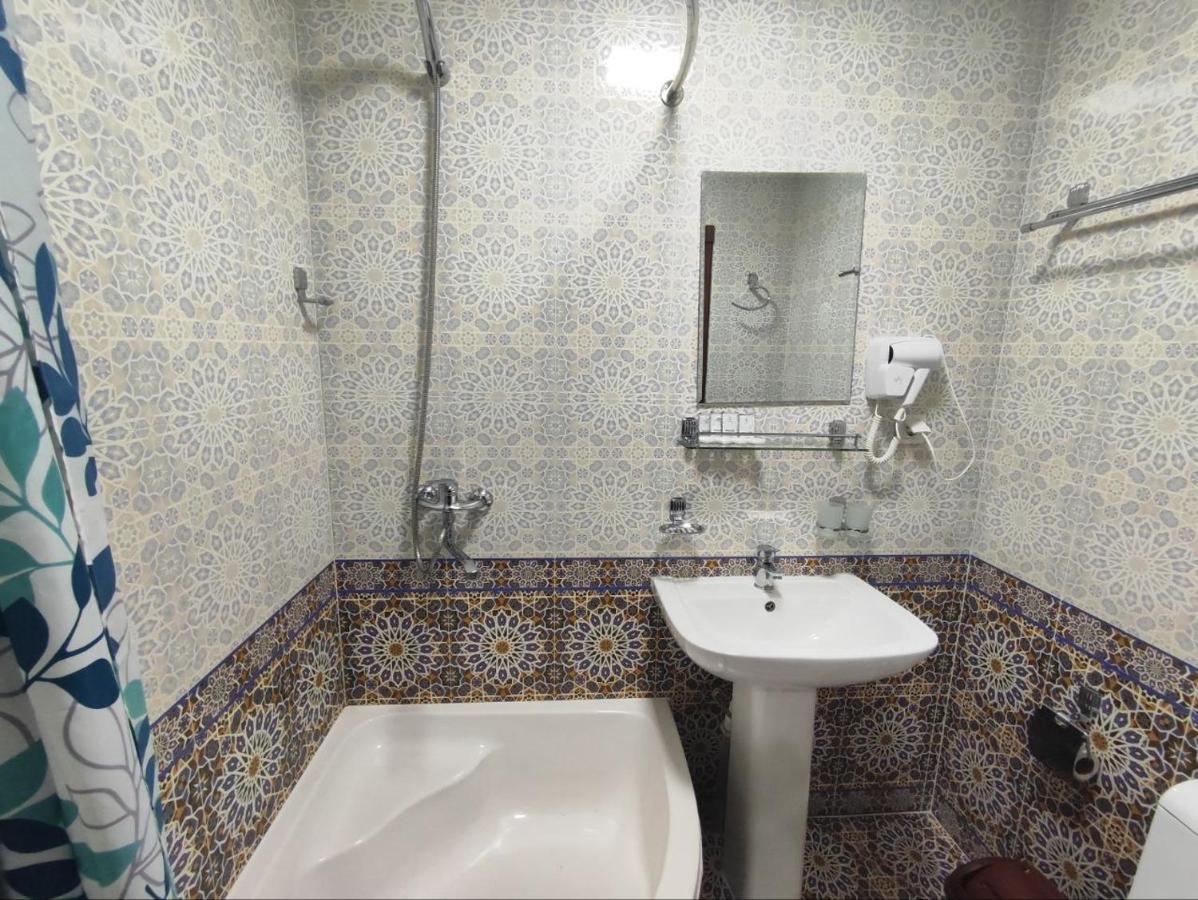 Hud Hud Hostel บูคารา ภายนอก รูปภาพ